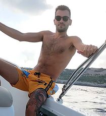 John Price, 35 лет John Price, 35 лет